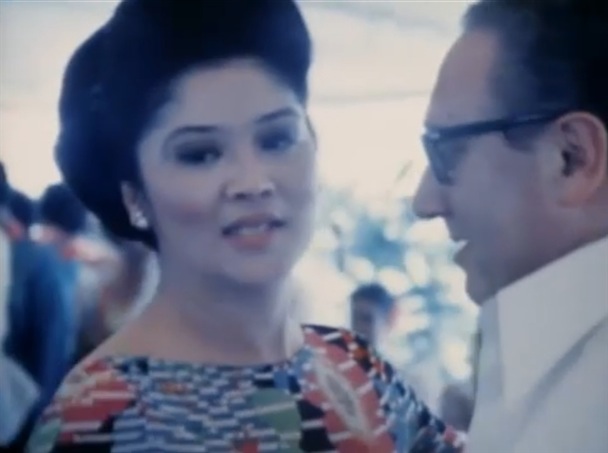 David Byrne and Fatboy Slim - "Please Don't" (Feat. Santigold) Video