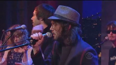 Broken Social Scene "Forced To Love" On Letterman