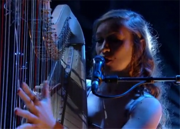 Joanna Newsom - "81" Jools Holland Video