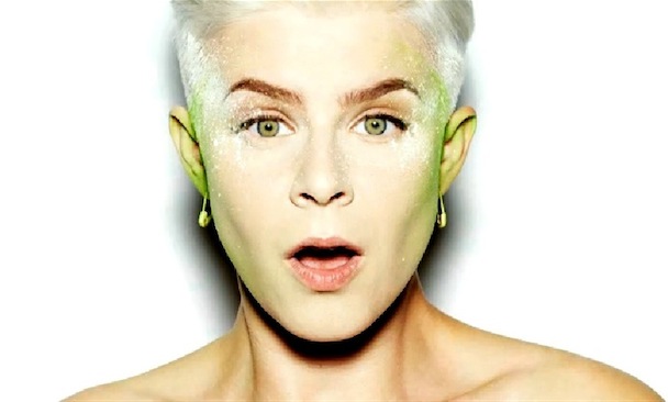 Robyn 2010 Press Photo