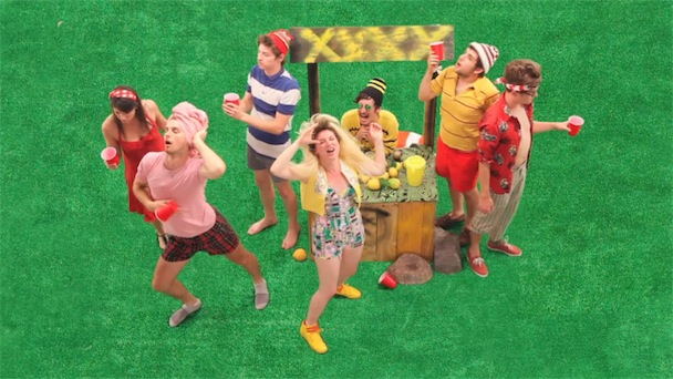 Miniature Tigers - "Bullfighter Jacket" Video