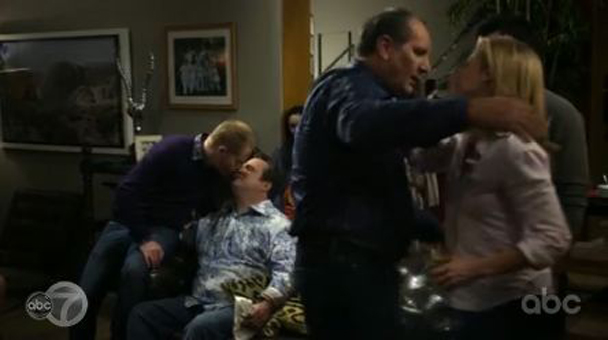 Modern Family Gay Kiss