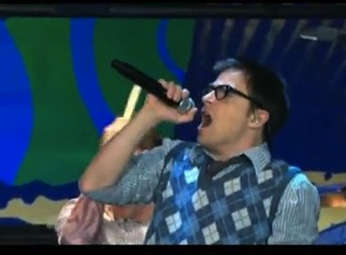 Weezer - "Memories" On Leno