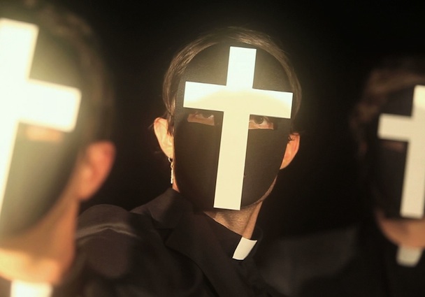 Violens - "Violent Sensation Descends" Video