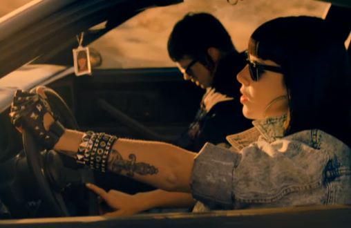 Sleigh Bells - "Rill Rill" Video