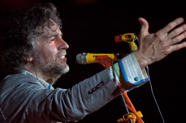 Wayne Coyne @ ATP NY 2009 by Amrit Singh