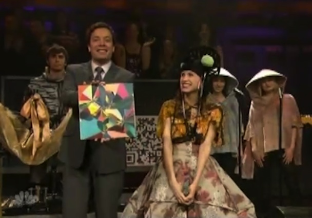 Glasser Brings "Mirrorage" To Fallon