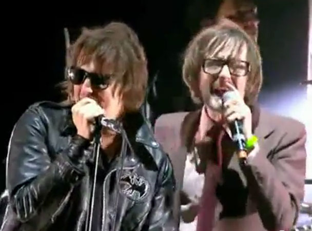 The Strokes & Jarvis Cocker @ Reading 2011