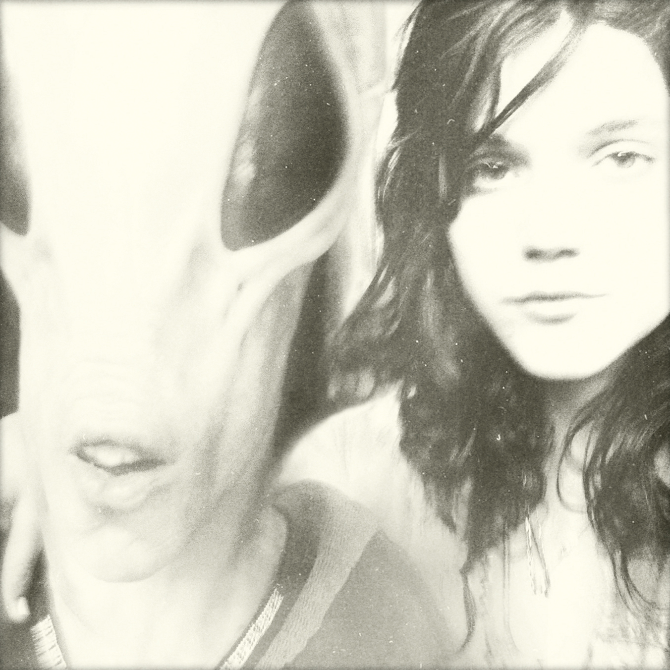 SoKo - I Thought I Was An Alien
