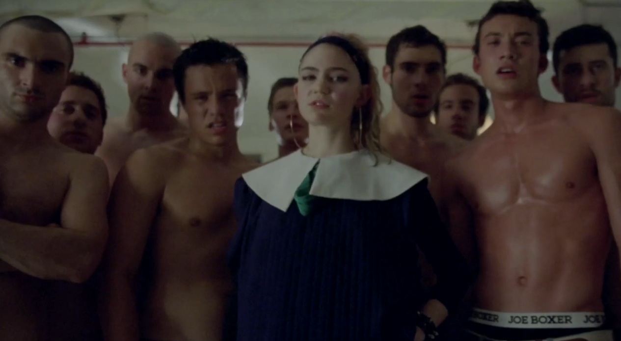 Grimes - "Oblivion" Video