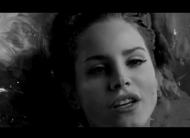 Lana Del Rey - "Blue Jeans" Video