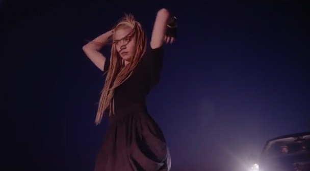 Grimes's "Genesis" Video Trailer