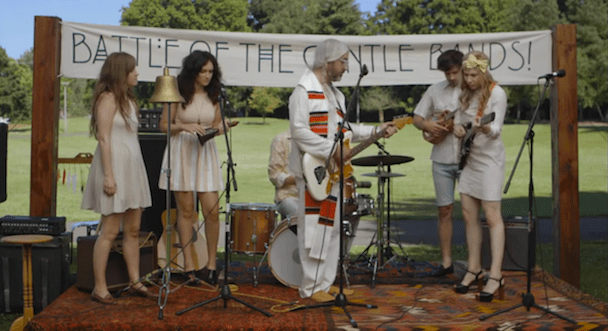 Watch Dirty Projectors And J Mascis On Portlandia