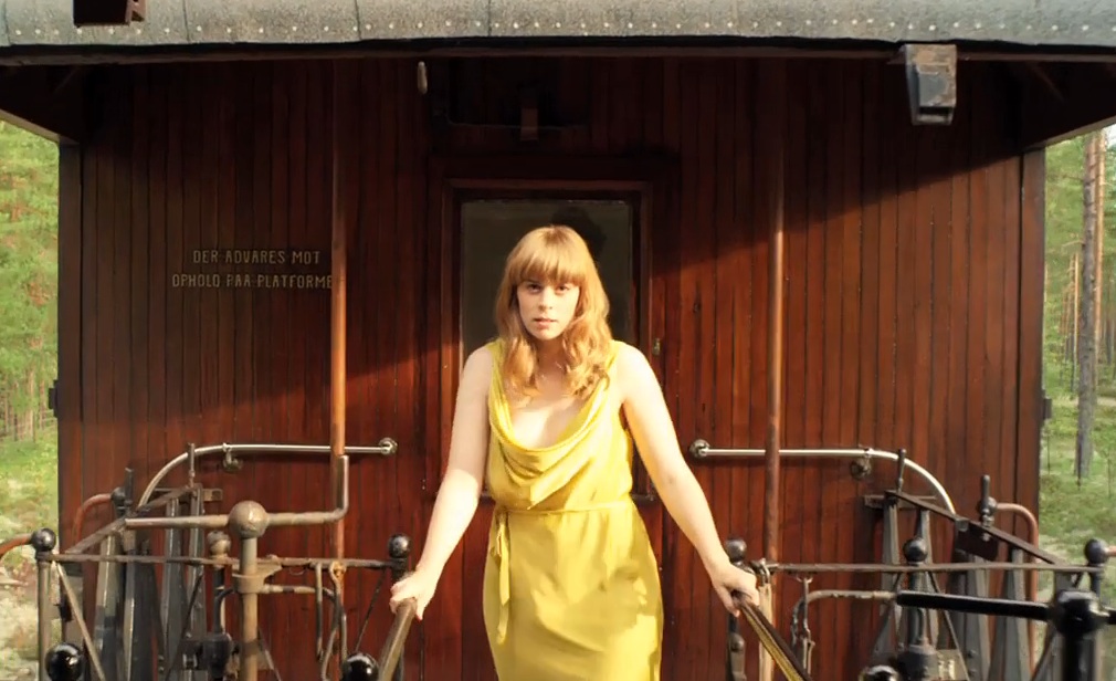 Cold Mailman - "My Recurring Dream" video