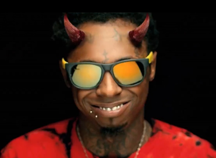Lil Wayne - "Love Me" video