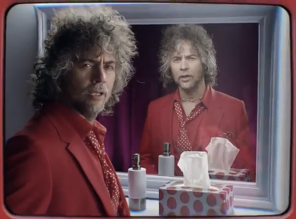 Wayne Coyne In Virgin Mobile Commercial