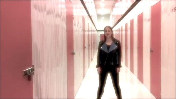 Annie - Tube Stops And Lonely Hearts Video