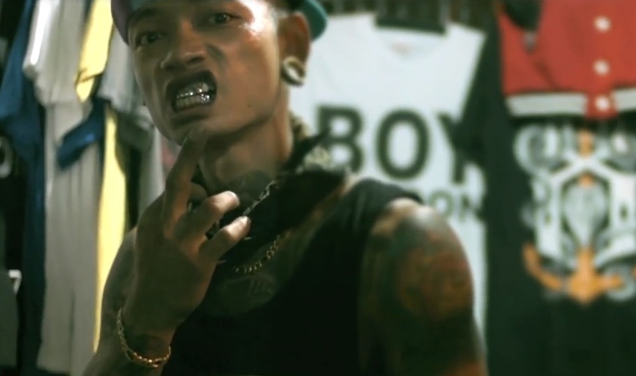 Dirty Beaches - "Casino Lisboa" video