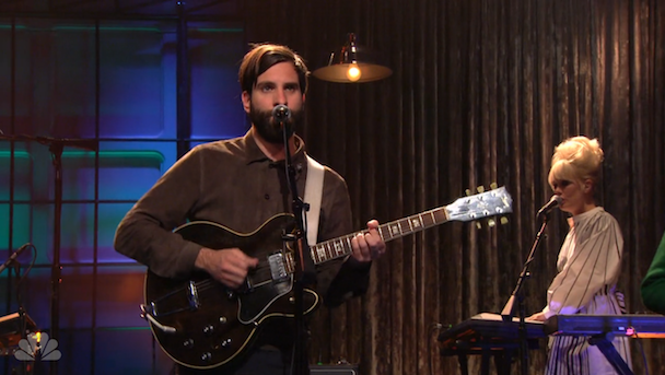 Shout Out Louds Leno