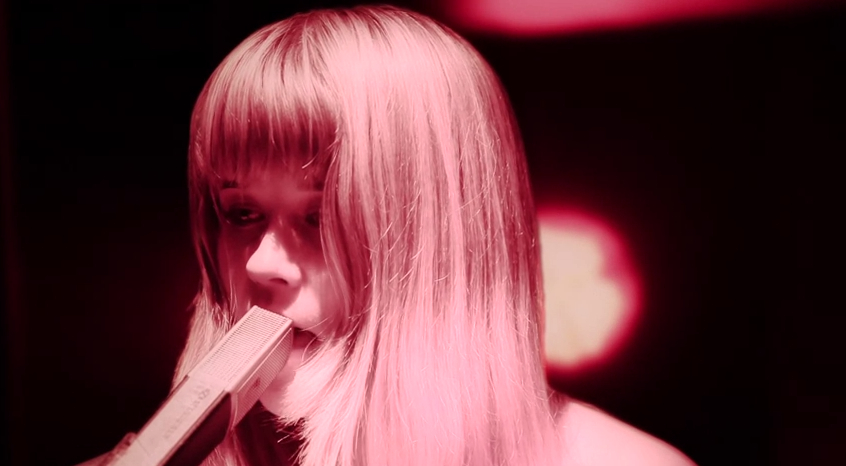 Anna Von Hausswolff - "Mountains Crave" Live