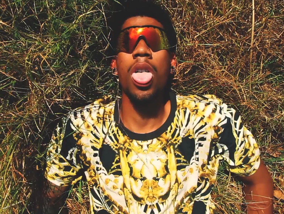 Hodgy Beats - "Alone" video