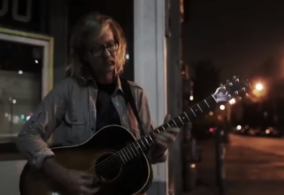 Brendan Canning - "Plugged In" video