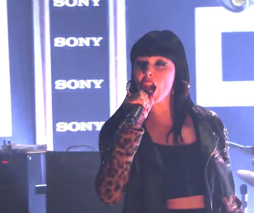 Sleigh Bells on Kimmel