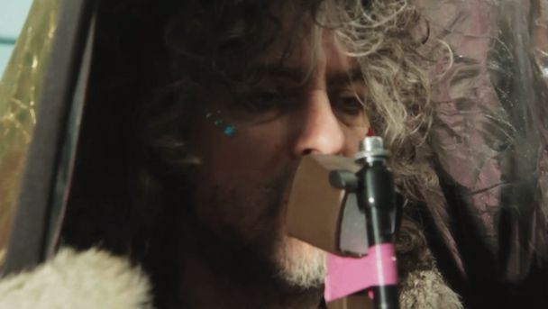 The Flaming Lips - "Elephant" (Tame Impala Cover) Video