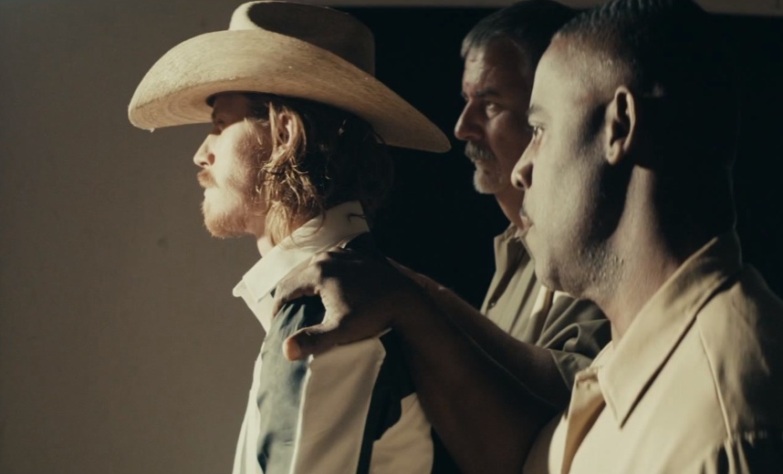 Kings Of Leon - "Beautiful War" video