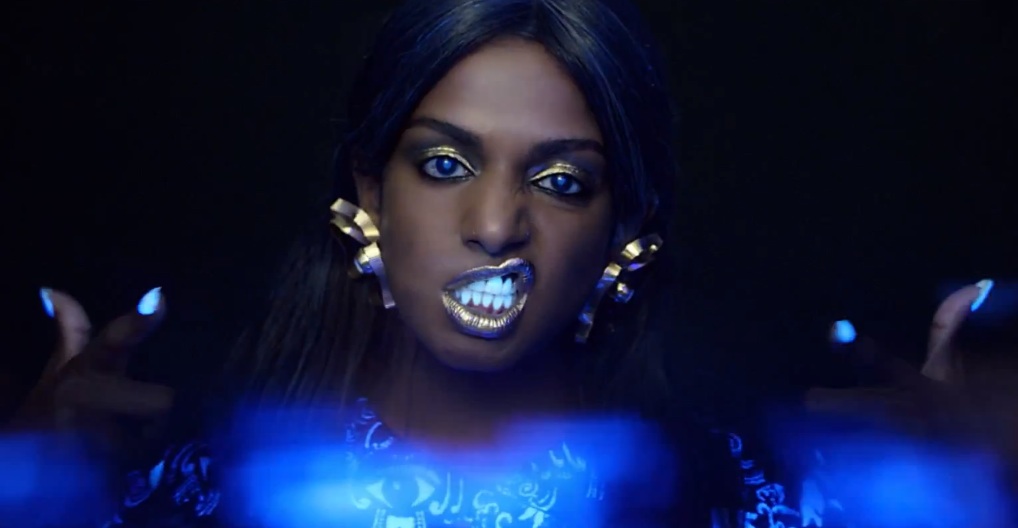 M.I.A. - "Y.A.L.A." video