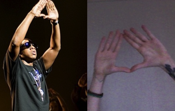 Jay-Z Signs Grimes To Roc Nation Management