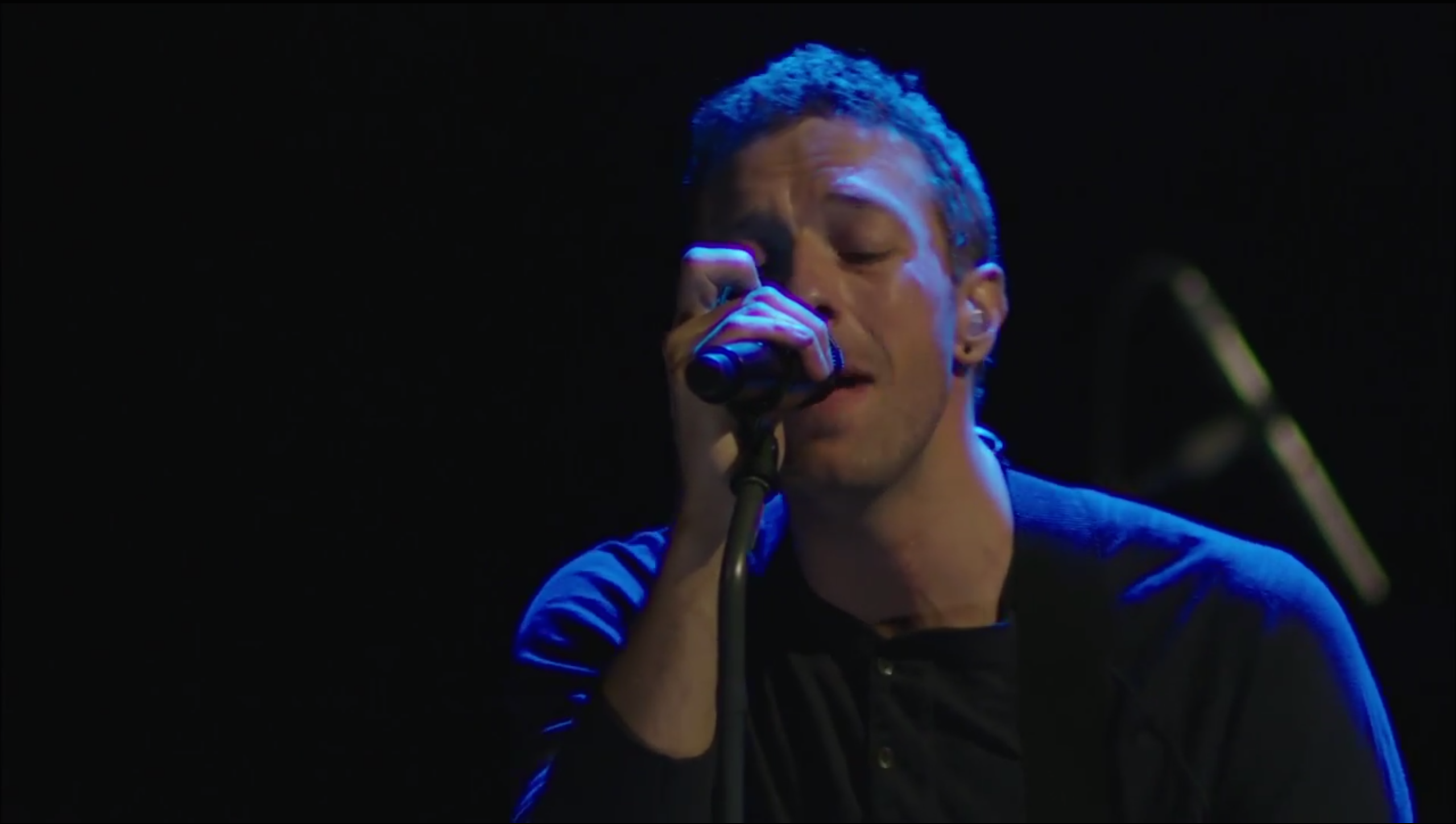 Watch Coldplay Play "Magic" At Sport Relief
