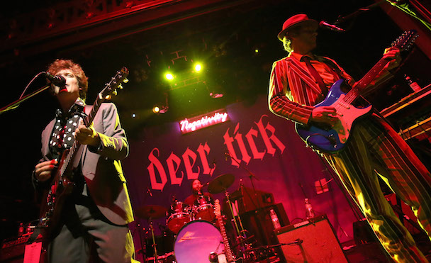 Senator Seeks Clarification Of Carry-On Rules After Deer Tick Frontman Is Denied Aboard Plane
