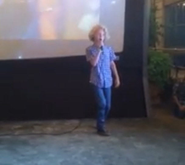 Pulp karaoke contest