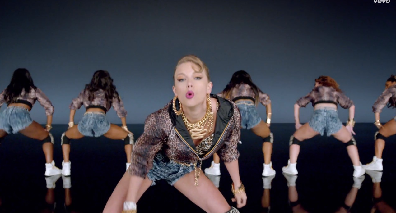 Taylor Swift - "Shake It Off" video