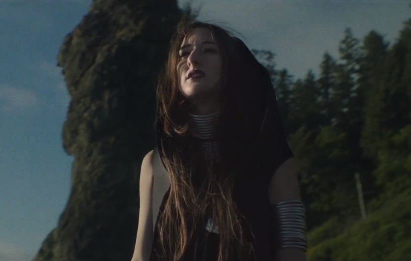 Zola Jesus - "Dangerous Days" video
