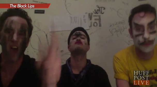 Watch The Black Lips Call In To Mock Gene Simmons On Huffpost Live