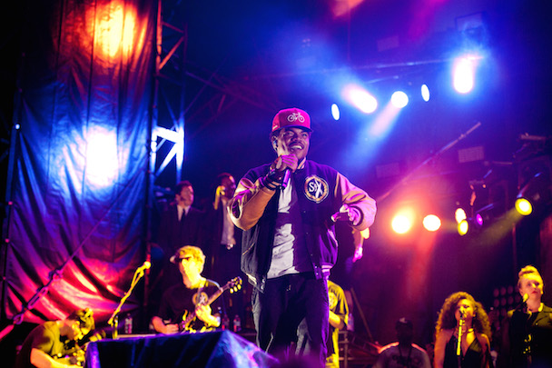 R. Kelly Was Chance The Rapper's Surprise Guest At Lollapalooza