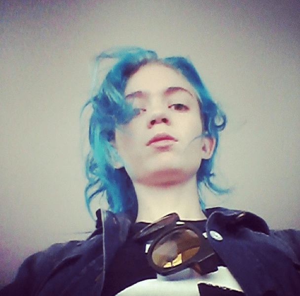 Grimes Calls Out The Trolls Putting Pro-Drug Statements On Her Wikipedia