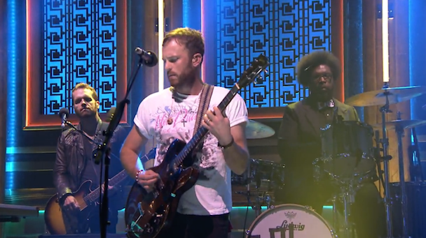 Watch Kings Of Leon Play Fallon With Questlove Filling In For Injured Followill