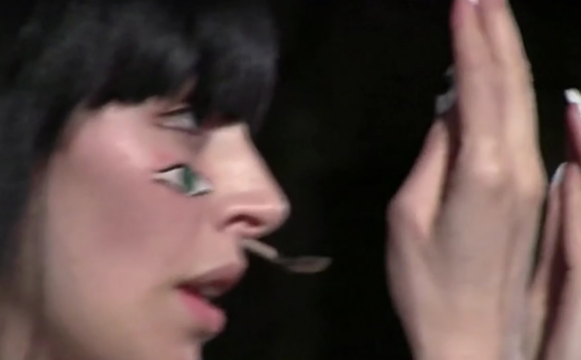 Caroline Polachek Benz film