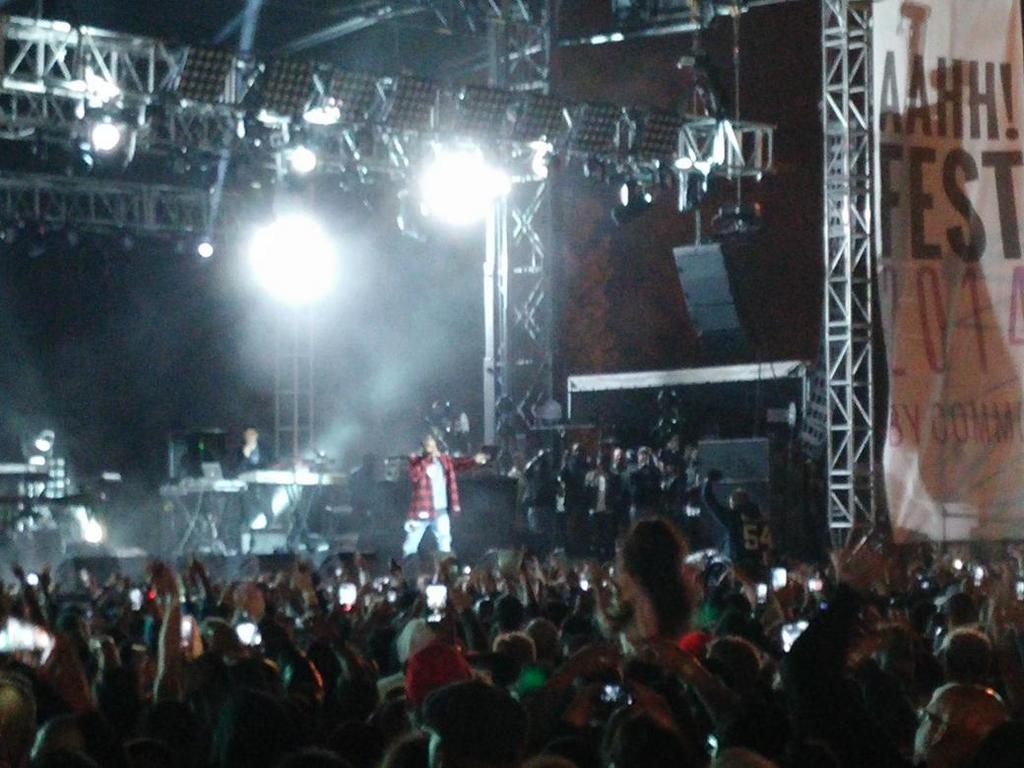 Kanye wheelchair surf