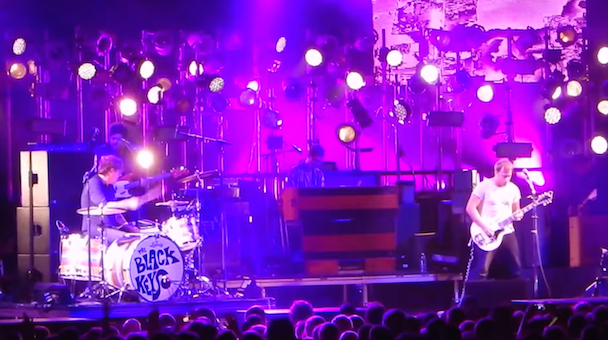 Watch The Black Keys Cover Edwyn Collins' "A Girl Like You"