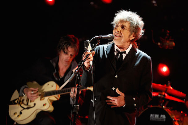 Bob Dylan To Be Honored By Beck, Jack White, The Black Keys, Eddie Vedder At 2015 MusiCares Gala