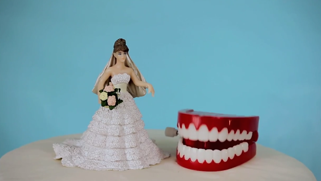 Allo Darlin' - "Bright Eyes" Video (Stereogum Premiere)