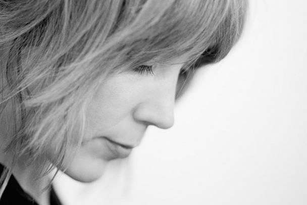 Beth Orton - "River" (Joni Mitchell Cover)