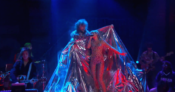 Watch The Flaming Lips And Miley Cyrus Perform The Beatles On Conan