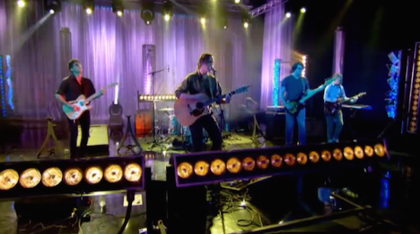 Watch Merchandise Make Their TV Debut On Album De La Semaine
