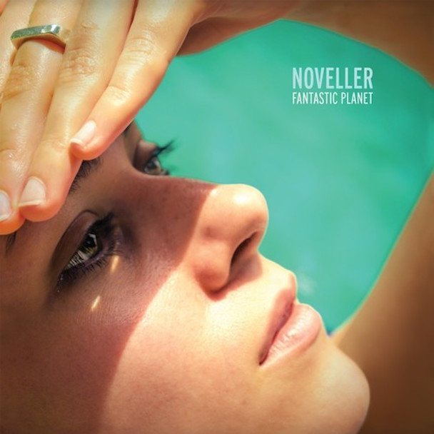 Noveller - "Into The Dunes"