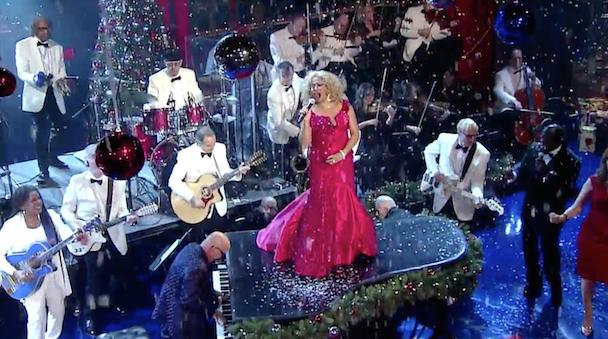 Watch Darlene Love's Last Christmastime Letterman Performance
